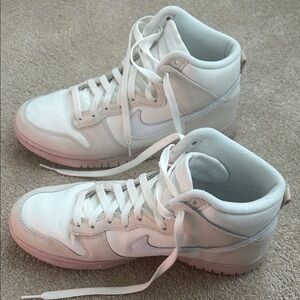 Nike Dunk Hi Retro